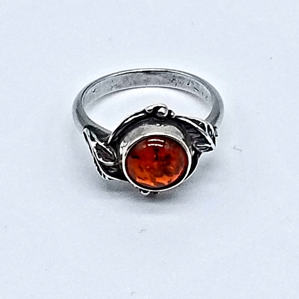 Whitney Kelly Rare / Unique Sterling Silver Amber Stone Vintage Ring - Size 5